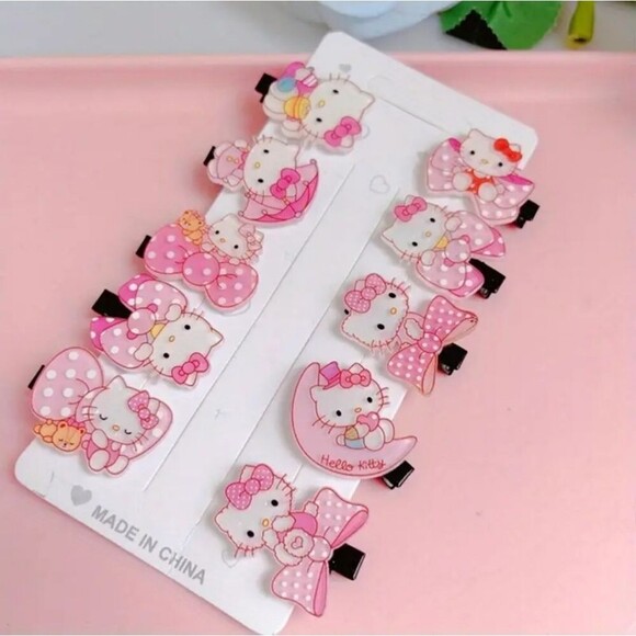 HELLO KITTY hair clips for women and girls cartoon sanrio clips - Picture 1 of 7